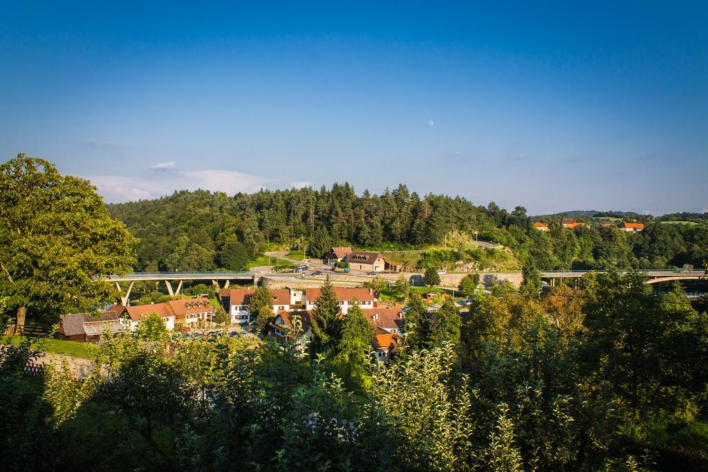 Guest House Buk Rastoke Слуни Екстериор снимка