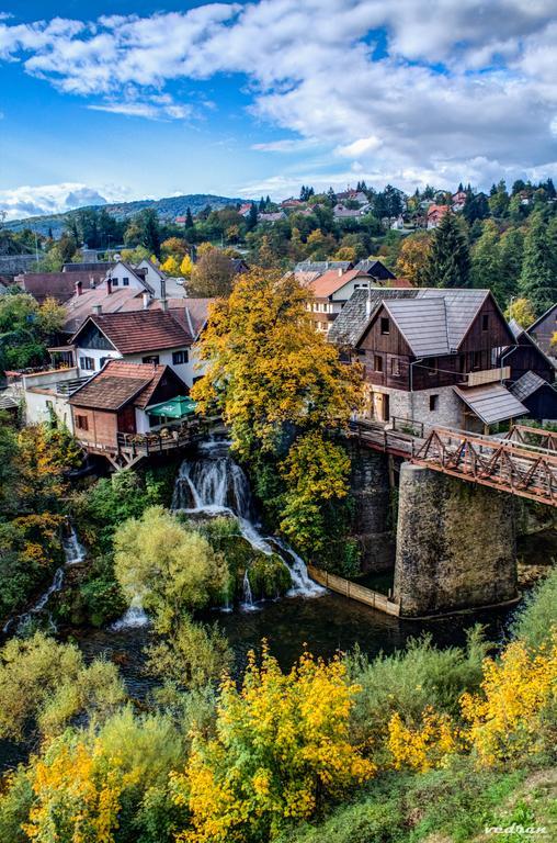 Guest House Buk Rastoke Слуни Екстериор снимка